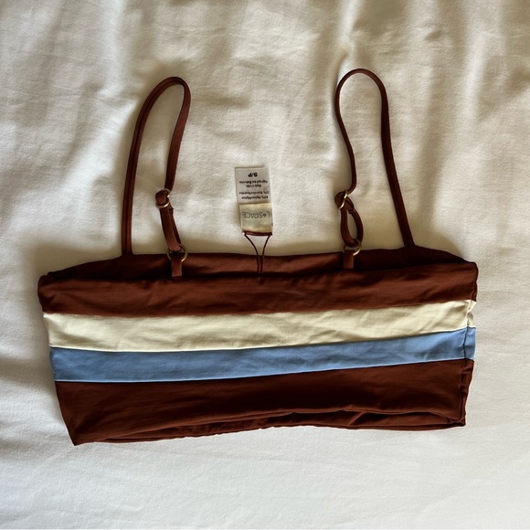 L*SPACE Reversible Bikini Top - Picture 4 of 6